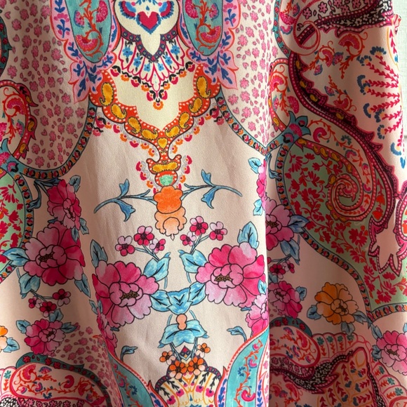 Tabitha Webb Silky Patterned Blouse - Picture 3 of 7